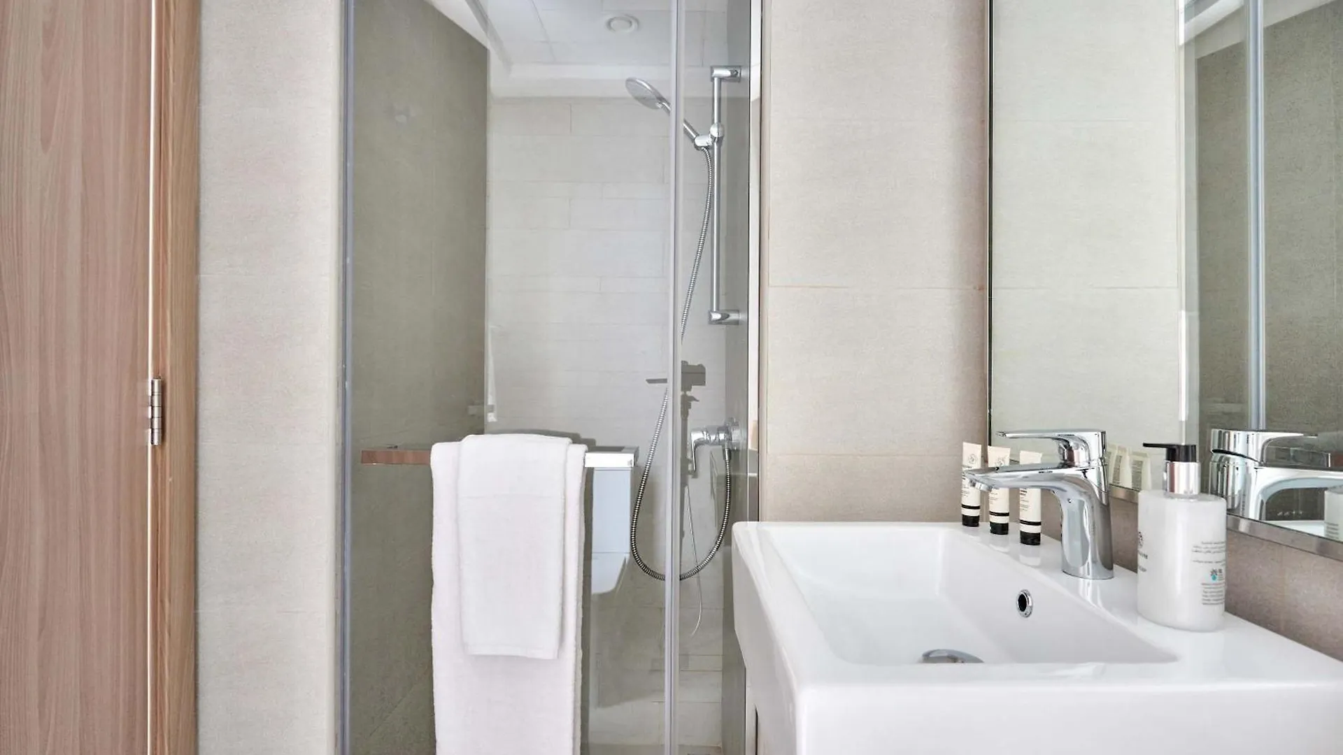 Apartment Frank Porter - Azizi Riviera 15 Dubai